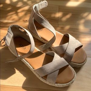 flat brown sandals